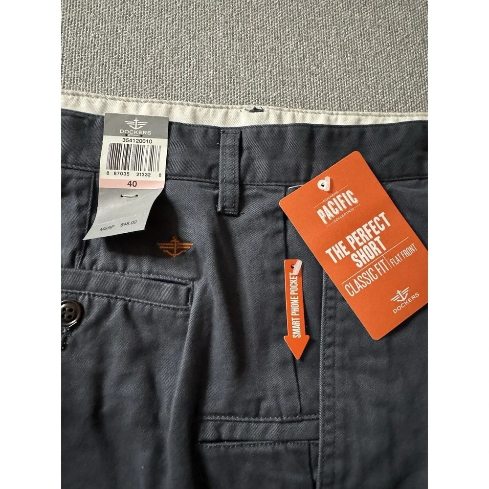 Dockers Classic Fit Men's Maritime Blue Shorts Flat Front Chino Cotton Size 40‎